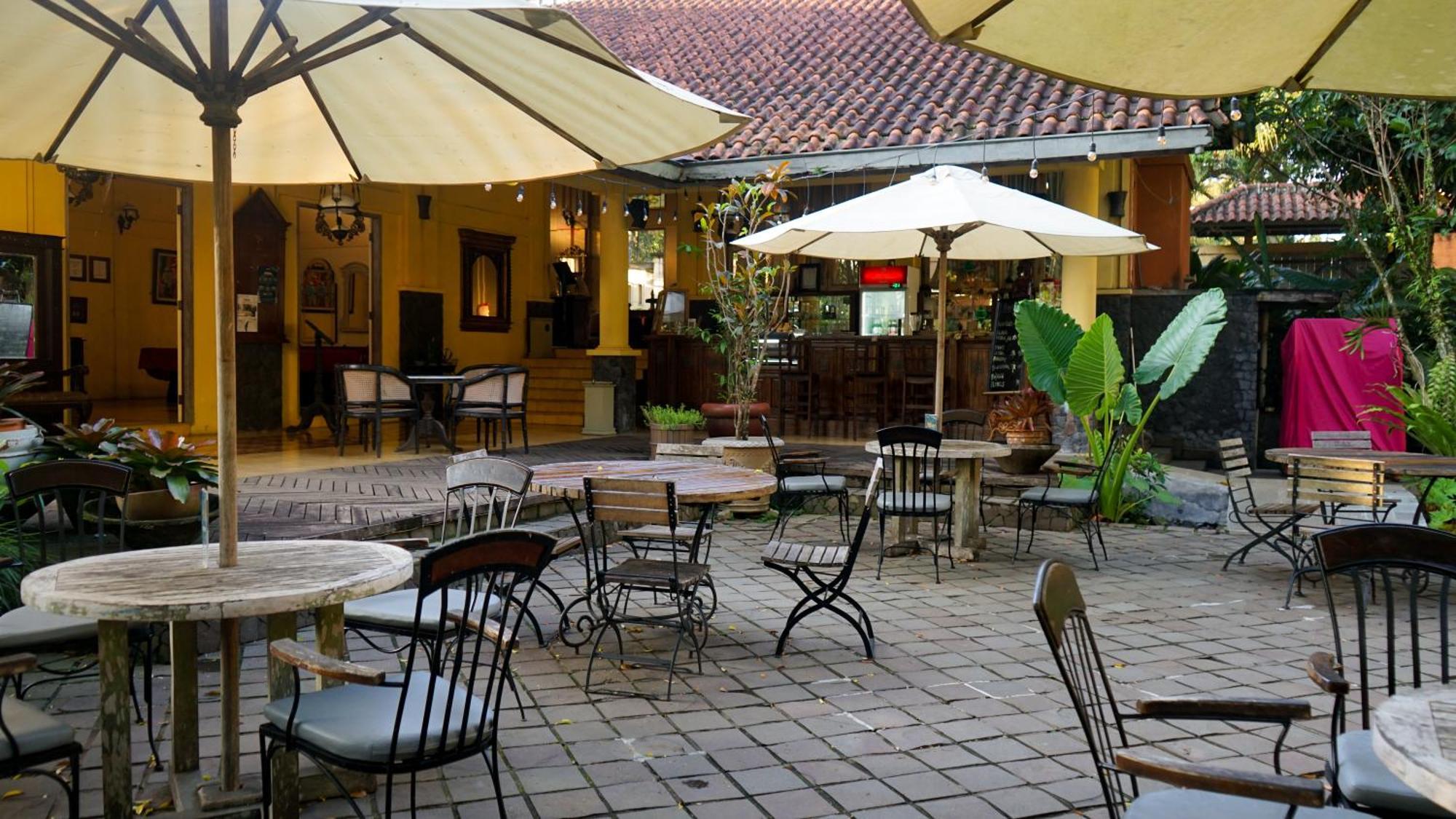 Kayu Arum Resort Salatiga Exterior foto