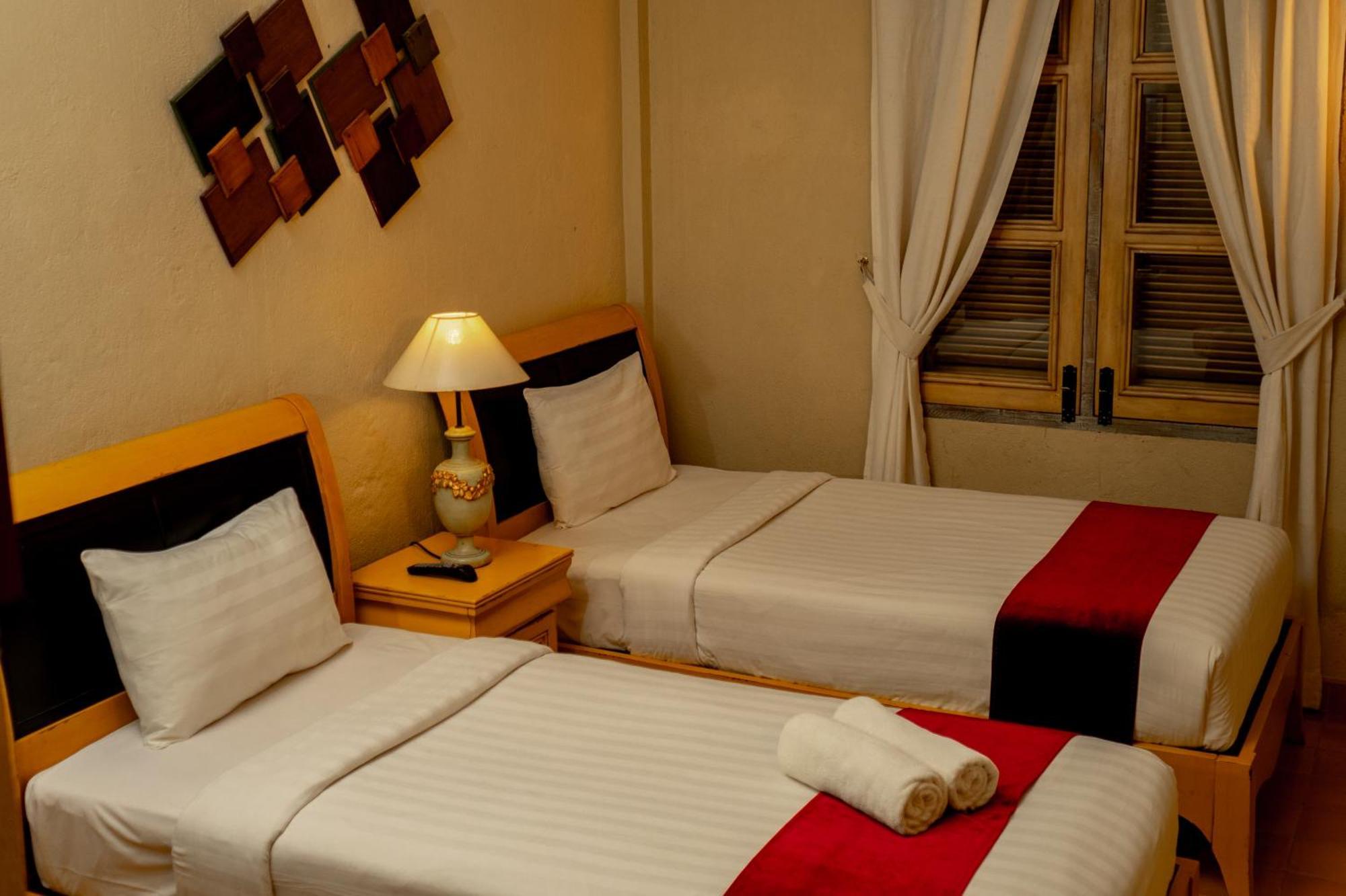 Kayu Arum Resort Salatiga Exterior foto